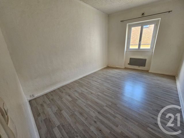 Appartement F2 &agrave; louer - 2 pi&egrave;ces - 48 m2 - Coulommiers - 77 - ILE-DE-FRANCE