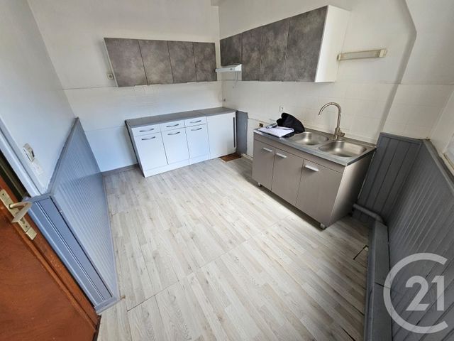 Appartement F2 &agrave; louer - 2 pi&egrave;ces - 48 m2 - Coulommiers - 77 - ILE-DE-FRANCE