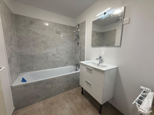 Maison &agrave; louer - 7 pi&egrave;ces - 148,98 m2 - St Germain Sous Doue - 77 - ILE-DE-FRANCE