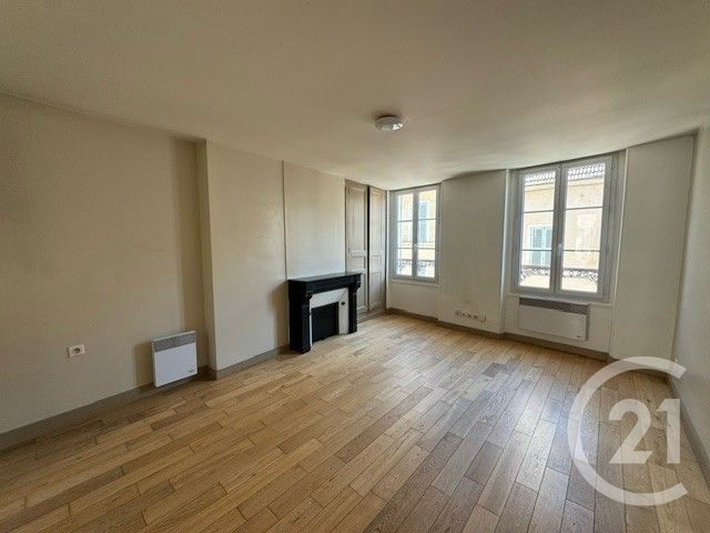 Appartement F3 &agrave; louer - 2 pi&egrave;ces - 56,94 m2 - Coulommiers - 77 - ILE-DE-FRANCE