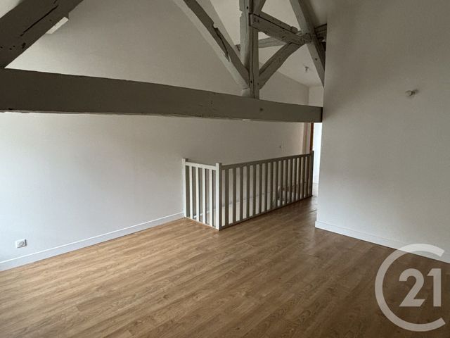 Appartement Duplex &agrave; louer - 3 pi&egrave;ces - 70,87 m2 - Coulommiers - 77 - ILE-DE-FRANCE