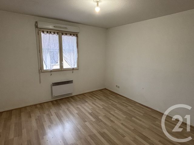 Appartement F3 &agrave; louer - 3 pi&egrave;ces - 65,47 m2 - Coulommiers - 77 - ILE-DE-FRANCE