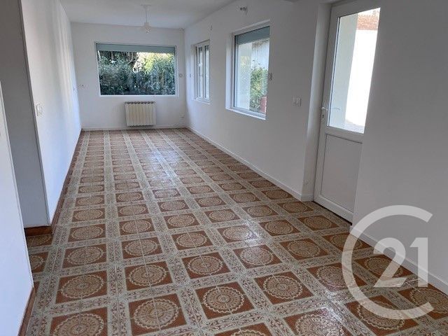 Maison &agrave; louer - 5 pi&egrave;ces - 124,15 m2 - 77 - ILE-DE-FRANCE