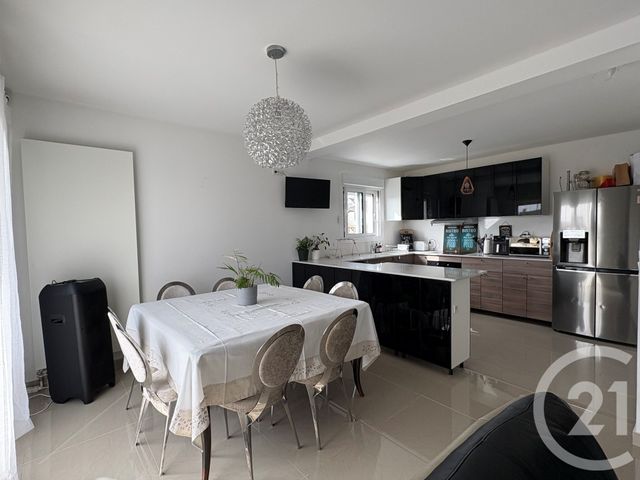 Maison &agrave; vendre - 8 pi&egrave;ces - 112,60 m2 - Coulommiers - 77 - ILE-DE-FRANCE