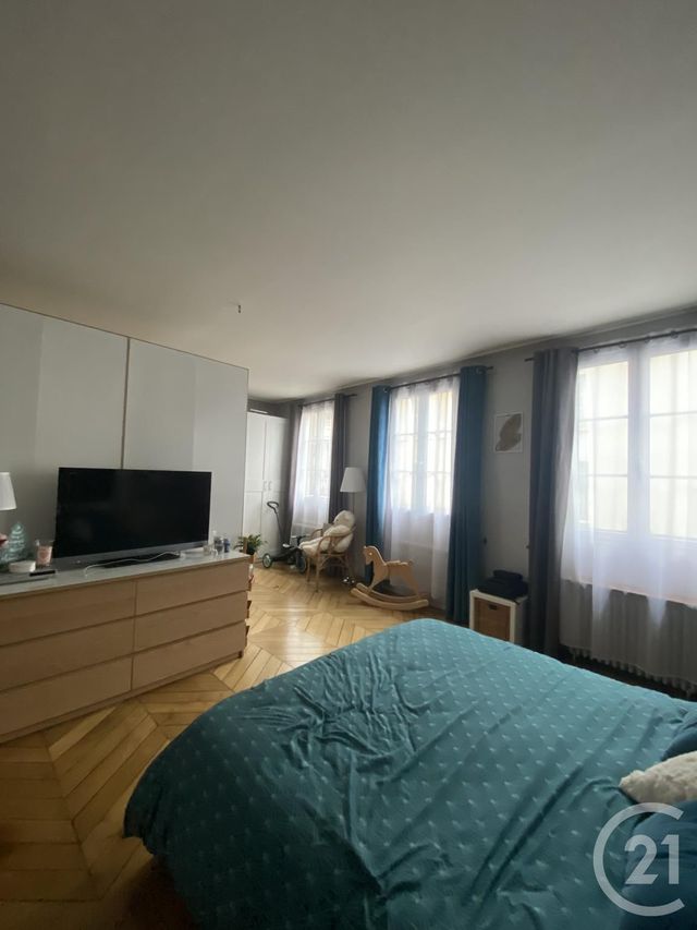 Appartement Duplex &agrave; louer - 6 pi&egrave;ces - 152,24 m2 - 77 - ILE-DE-FRANCE