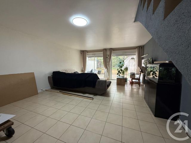 Appartement F3 &agrave; louer - 3 pi&egrave;ces - 78,59 m2 - Coulommiers - 77 - ILE-DE-FRANCE