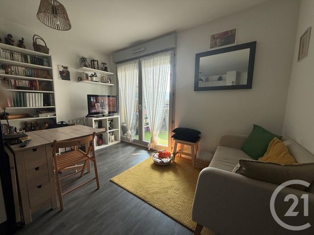 Appartement F2 &agrave; louer - 2 pi&egrave;ces - 37,94 m2 - Coulommiers - 77 - ILE-DE-FRANCE