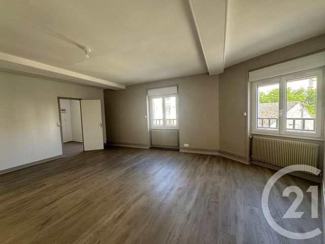 Appartement F2 &agrave; louer - 2 pi&egrave;ces - 61,61 m2 - La Ferte Gaucher - 77 - ILE-DE-FRANCE