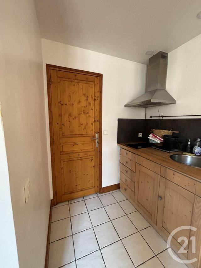 Appartement F2 &agrave; louer - 2 pi&egrave;ces - 29,39 m2 - 77 - ILE-DE-FRANCE