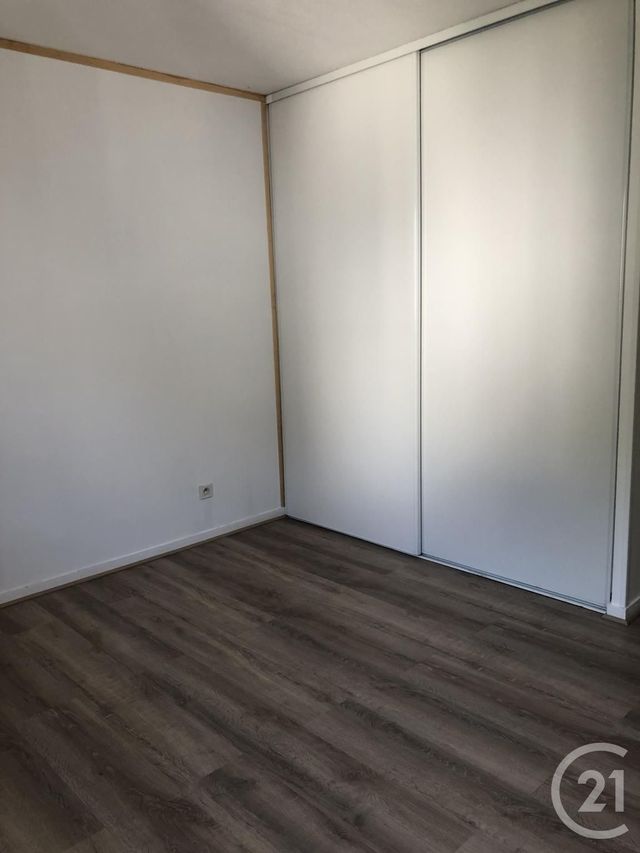 Appartement F2 &agrave; louer - 2 pi&egrave;ces - 45,42 m2 - La Ferte Gaucher - 77 - ILE-DE-FRANCE