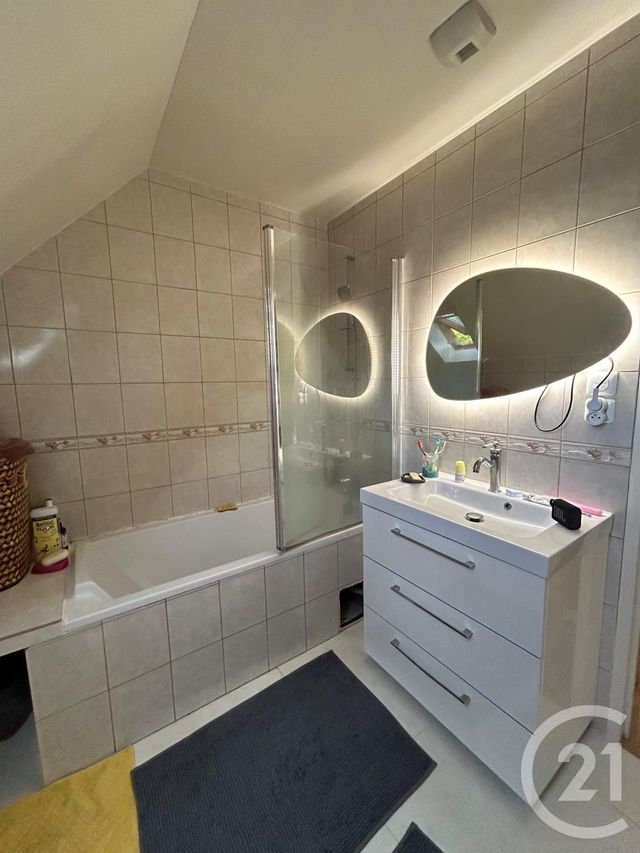 Maison &agrave; louer - 5 pi&egrave;ces - 81,97 m2 - Coulommiers - 77 - ILE-DE-FRANCE