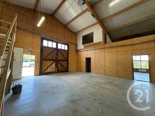 Commerce &agrave; louer - 900 m2 - 77 - ILE-DE-FRANCE