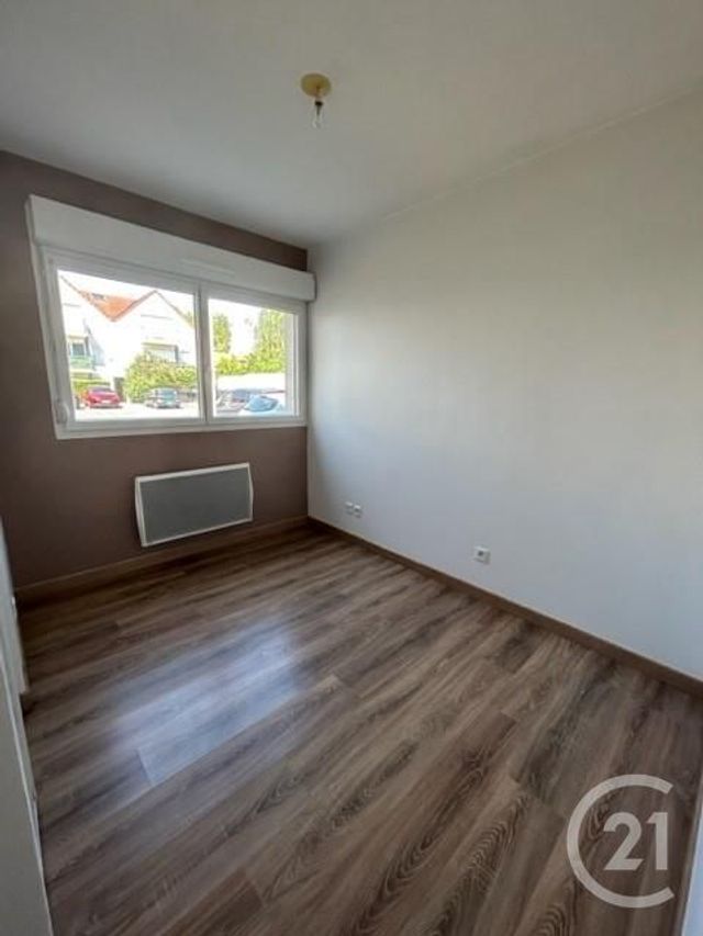 Appartement &agrave; louer - 3 pi&egrave;ces - 56,07 m2 - Coulommiers - 77 - ILE-DE-FRANCE