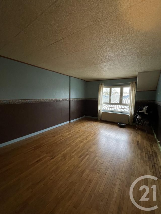 Appartement F3 &agrave; louer - 3 pi&egrave;ces - 80,06 m2 - La Ferte Gaucher - 77 - ILE-DE-FRANCE