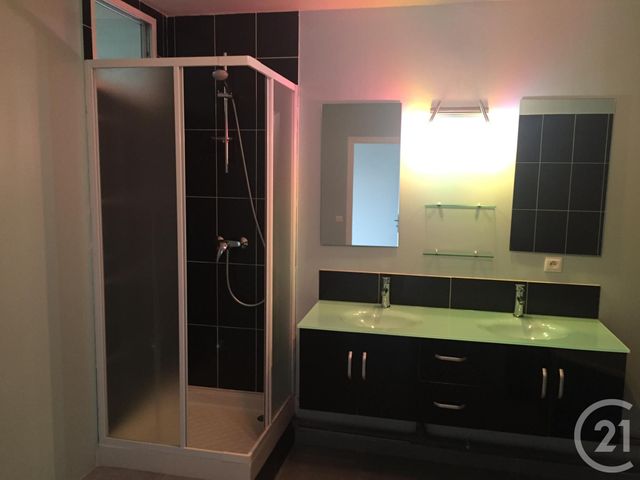 Appartement F3 &agrave; louer - 3 pi&egrave;ces - 119,31 m2 - Rebais - 77 - ILE-DE-FRANCE