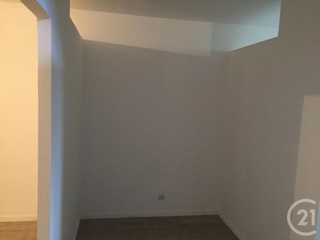 Appartement F3 &agrave; louer - 3 pi&egrave;ces - 119,31 m2 - Rebais - 77 - ILE-DE-FRANCE