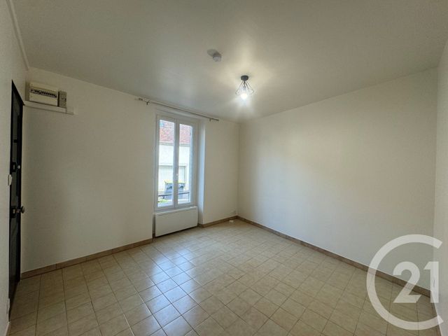Appartement F1 &agrave; louer - 1 pi&egrave;ce - 21,76 m2 - Coulommiers - 77 - ILE-DE-FRANCE