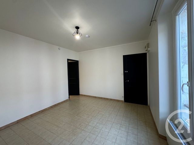 Appartement F1 à louer COULOMMIERS