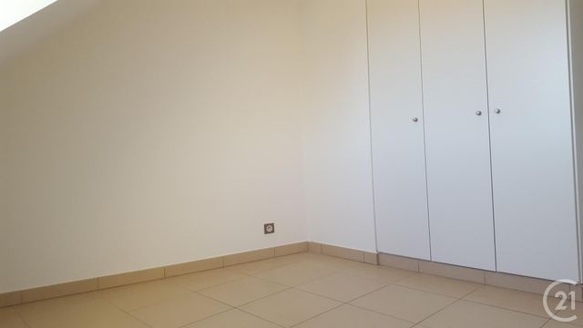 Appartement F3 &agrave; louer - 3 pi&egrave;ces - 65 m2 - 77 - ILE-DE-FRANCE
