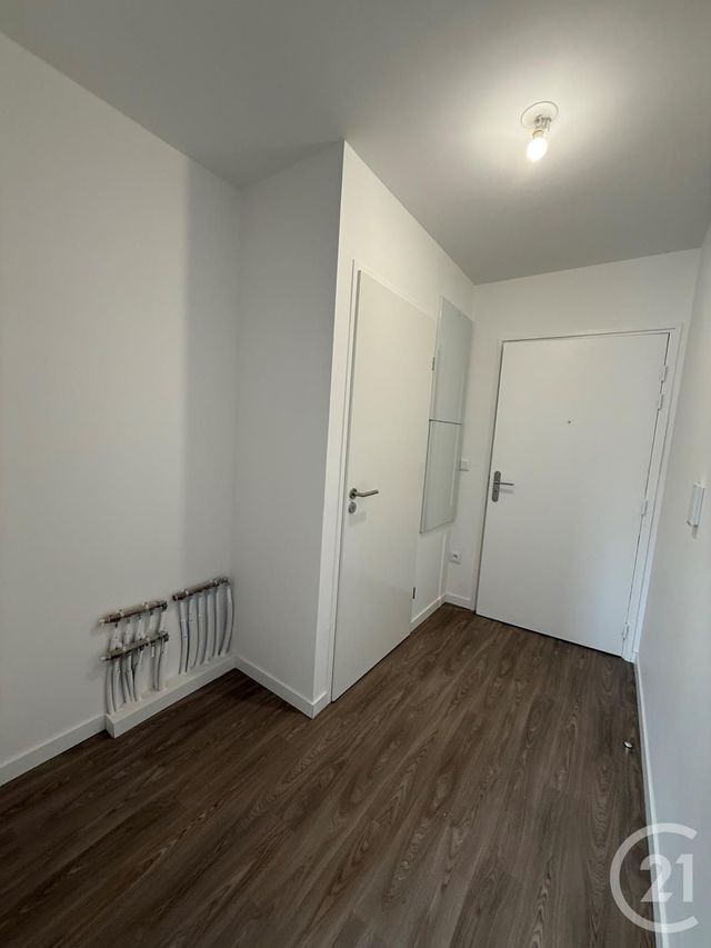 Appartement Studio &agrave; louer - 1 pi&egrave;ce - 29,61 m2 - Coulommiers - 77 - ILE-DE-FRANCE