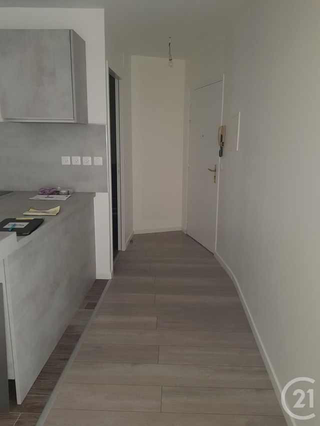 Appartement F3 &agrave; louer - 3 pi&egrave;ces - 62,75 m2 - Coulommiers - 77 - ILE-DE-FRANCE