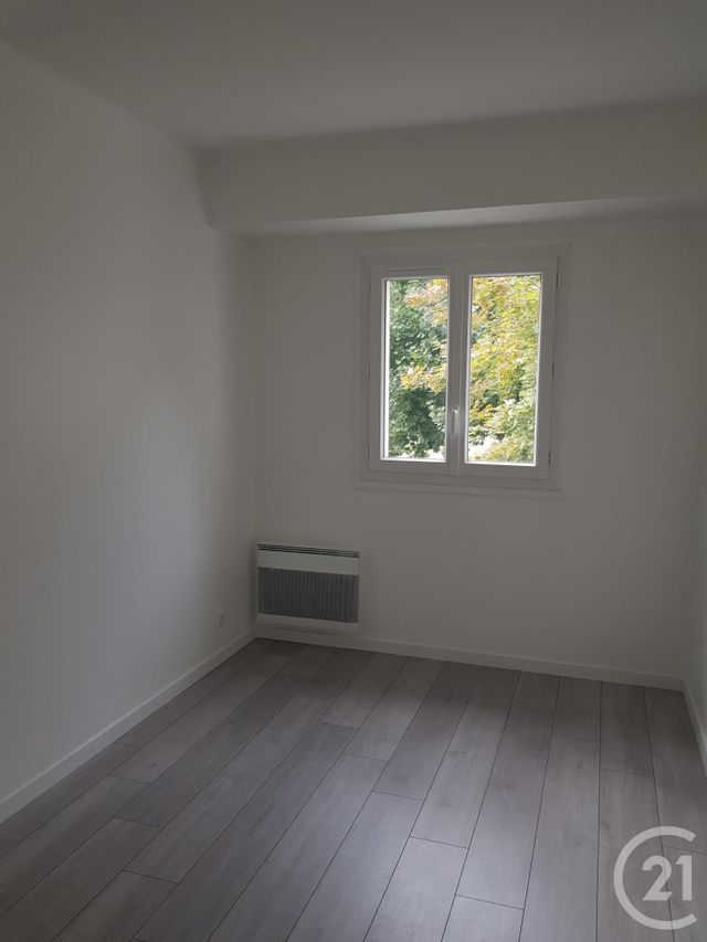 Appartement F3 &agrave; louer - 3 pi&egrave;ces - 62,75 m2 - Coulommiers - 77 - ILE-DE-FRANCE