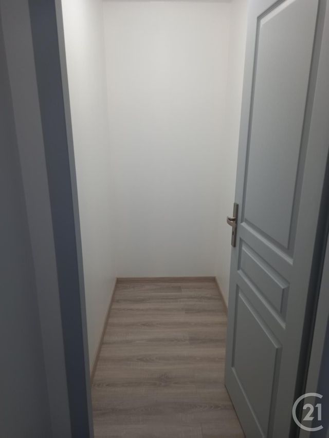 Maison &agrave; louer - 4 pi&egrave;ces - 84,54 m2 - St Remy La Vanne - 77 - ILE-DE-FRANCE