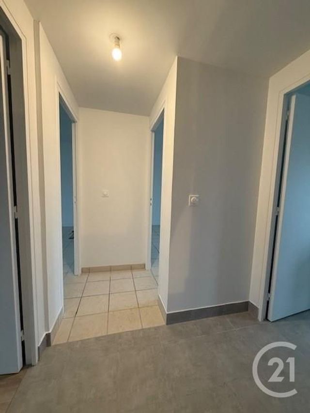 Maison &agrave; louer - 5 pi&egrave;ces - 100,54 m2 - Mouroux - 77 - ILE-DE-FRANCE