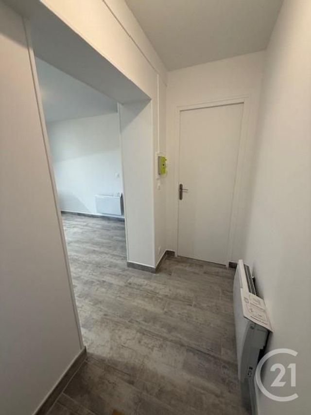 Maison &agrave; louer - 5 pi&egrave;ces - 100,54 m2 - Mouroux - 77 - ILE-DE-FRANCE