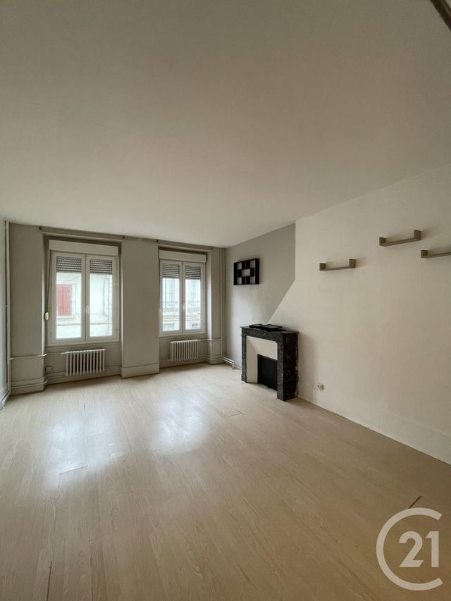 Appartement F3 &agrave; louer - 3 pi&egrave;ces - 98,89 m2 - La Ferte Gaucher - 77 - ILE-DE-FRANCE
