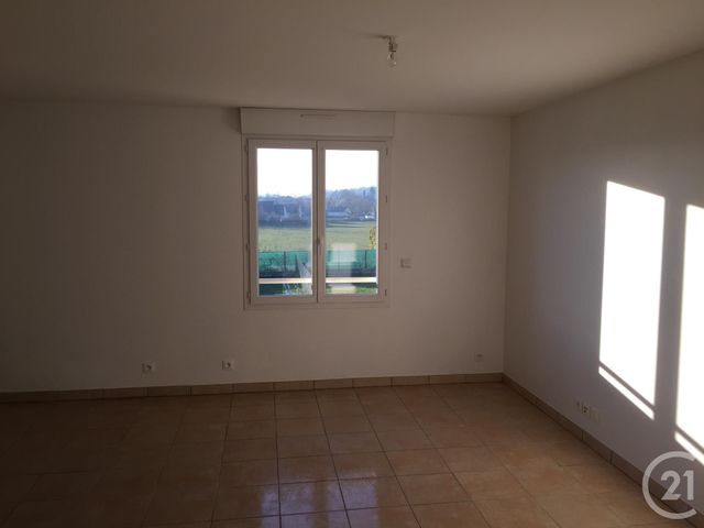 Appartement F3 &agrave; louer - 3 pi&egrave;ces - 81,21 m2 - Coulommiers - 77 - ILE-DE-FRANCE