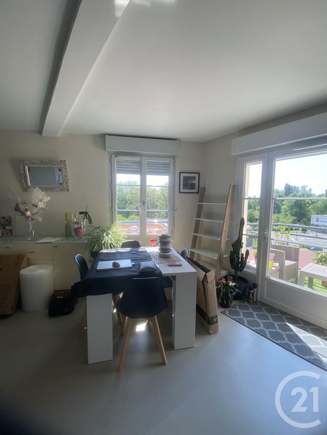 Appartement F3 &agrave; louer - 3 pi&egrave;ces - 65,57 m2 - La Ferte Gaucher - 77 - ILE-DE-FRANCE