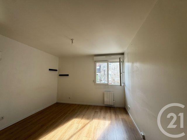 Appartement F3 &agrave; louer - 3 pi&egrave;ces - 47,57 m2 - Coulommiers - 77 - ILE-DE-FRANCE