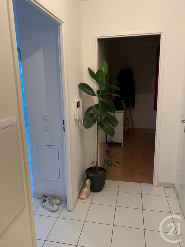 Appartement F2 &agrave; louer - 2 pi&egrave;ces - 40,20 m2 - Coulommiers - 77 - ILE-DE-FRANCE