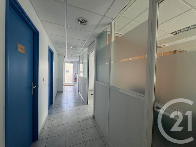 Commerce &agrave; louer - 263 m2 - 77 - ILE-DE-FRANCE