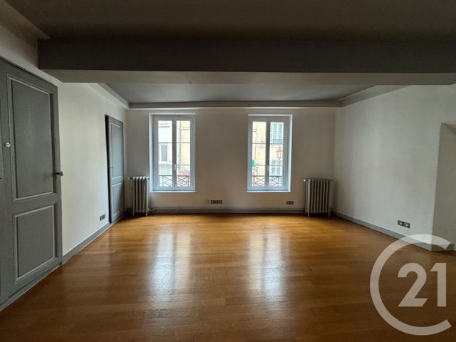 Appartement Duplex &agrave; louer - 6 pi&egrave;ces - 152,24 m2 - 77 - ILE-DE-FRANCE