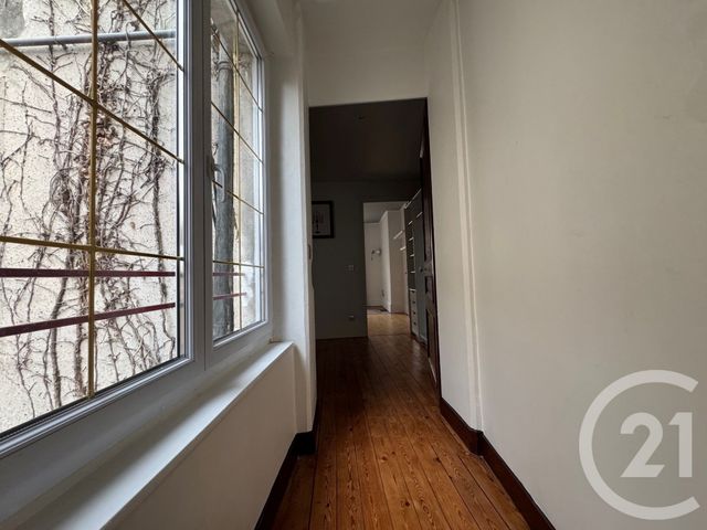Appartement Duplex &agrave; louer - 6 pi&egrave;ces - 152,24 m2 - 77 - ILE-DE-FRANCE