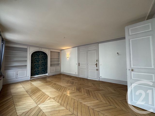 Appartement Duplex à louer None