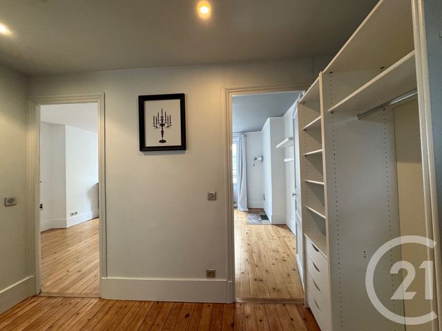 Appartement Duplex &agrave; louer - 6 pi&egrave;ces - 152,24 m2 - 77 - ILE-DE-FRANCE